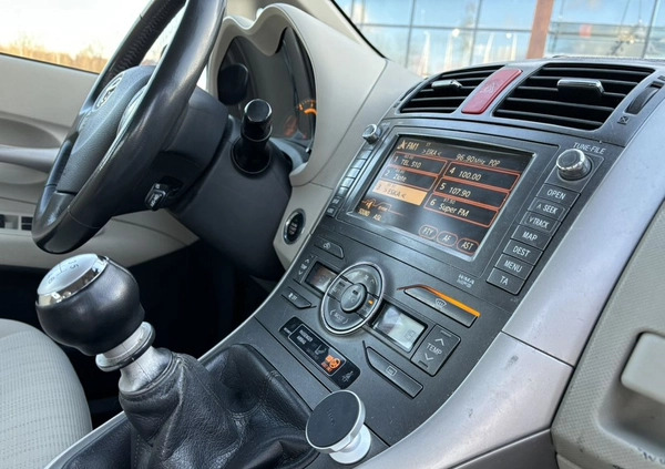 Toyota Auris cena 15900 przebieg: 252000, rok produkcji 2007 z Supraśl małe 137